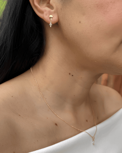 Conjunto de Aretes + Cadena - Baño en Oro 24k