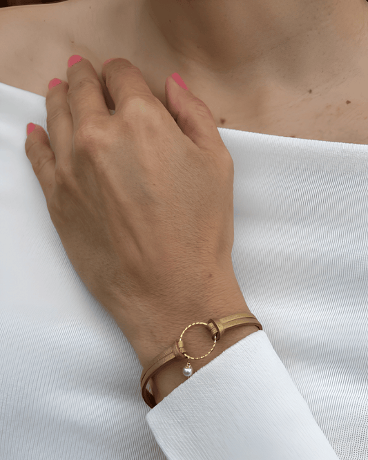 Pulsera Cuero y Baño en Oro 24K