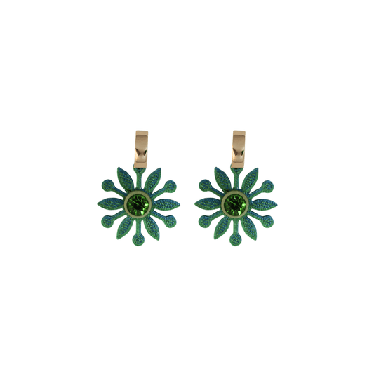Aretes 3D Flor y Baño de Oro 24k