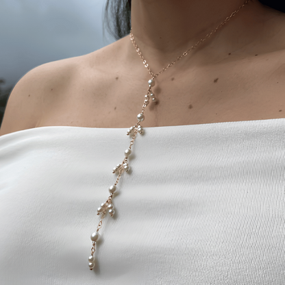 Conjunto Aretes y Cadena Perla Vidrio