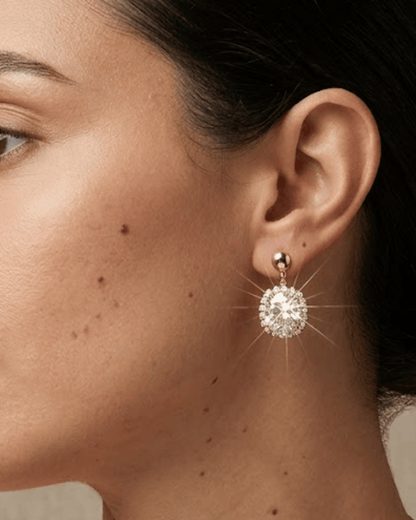 Conjunto de Arete y Collar Tipo Diamante