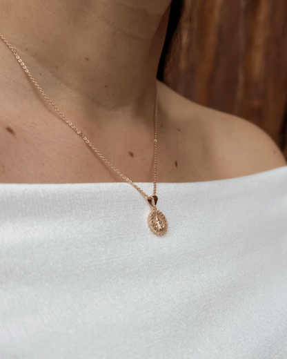 Conjunto Aretes y Cadena Virgen